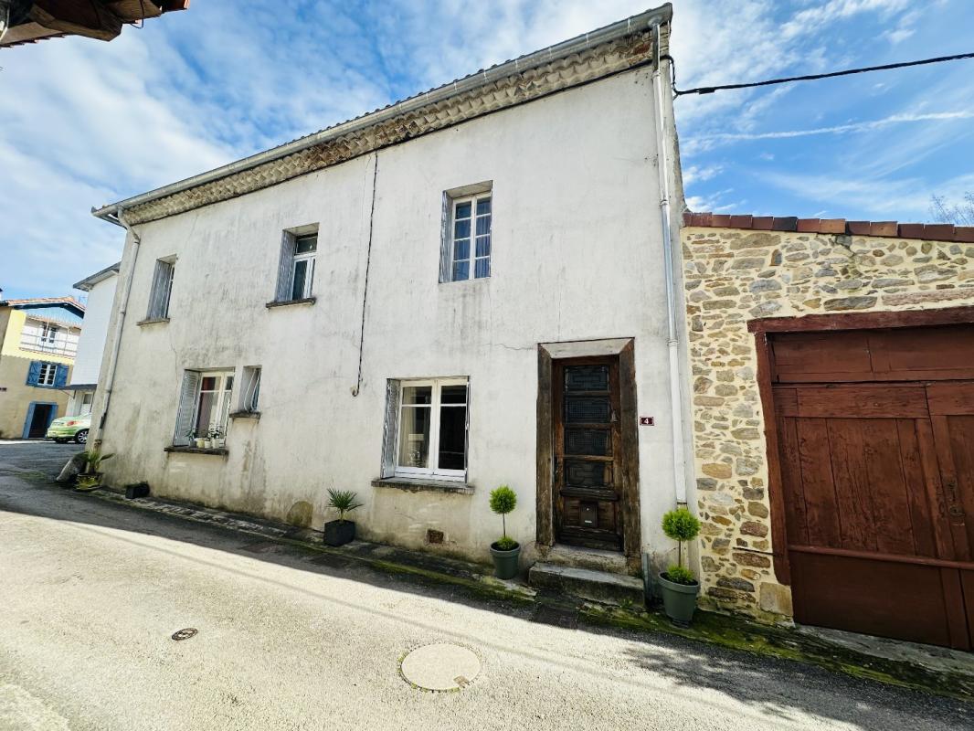 3 bedroom maison de village in Castelnau Durban, Ariège, France