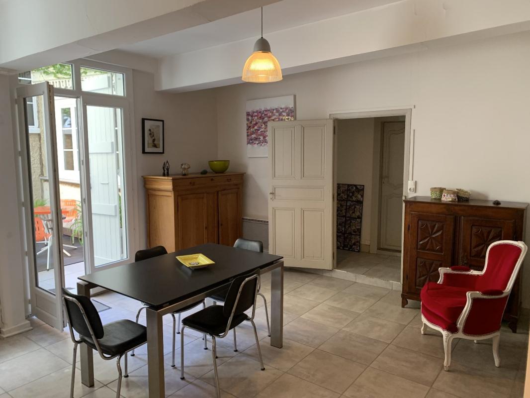 6 bedroom maison in Lectoure, Gers, France