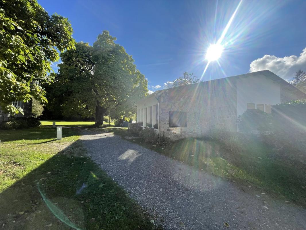 4 bedroom maison in Hautefage, Corrèze, France