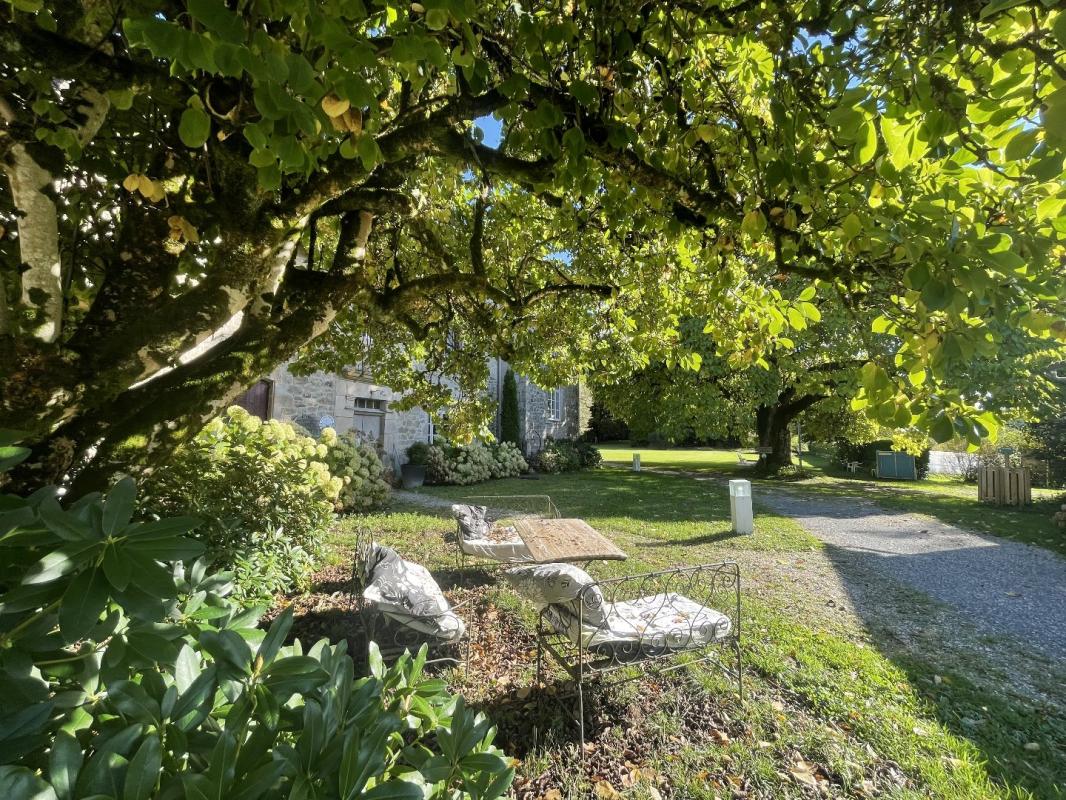 4 bedroom maison in Hautefage, Corrèze, France