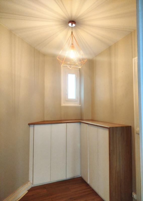 2 bedroom local commercial in Paris 15eme Arrondissement, Paris, France