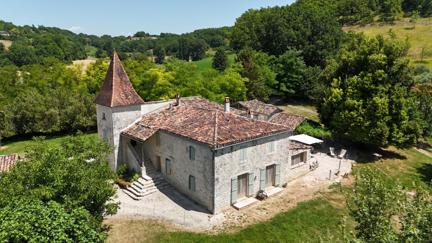 5 bedroom corps de ferme in Castelnau Montratier, Lot, France