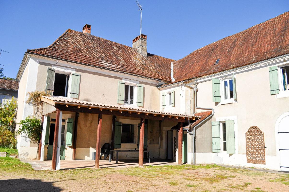 8 bedroom maison en pierres in Savignac-les-Églises, Dordogne, France