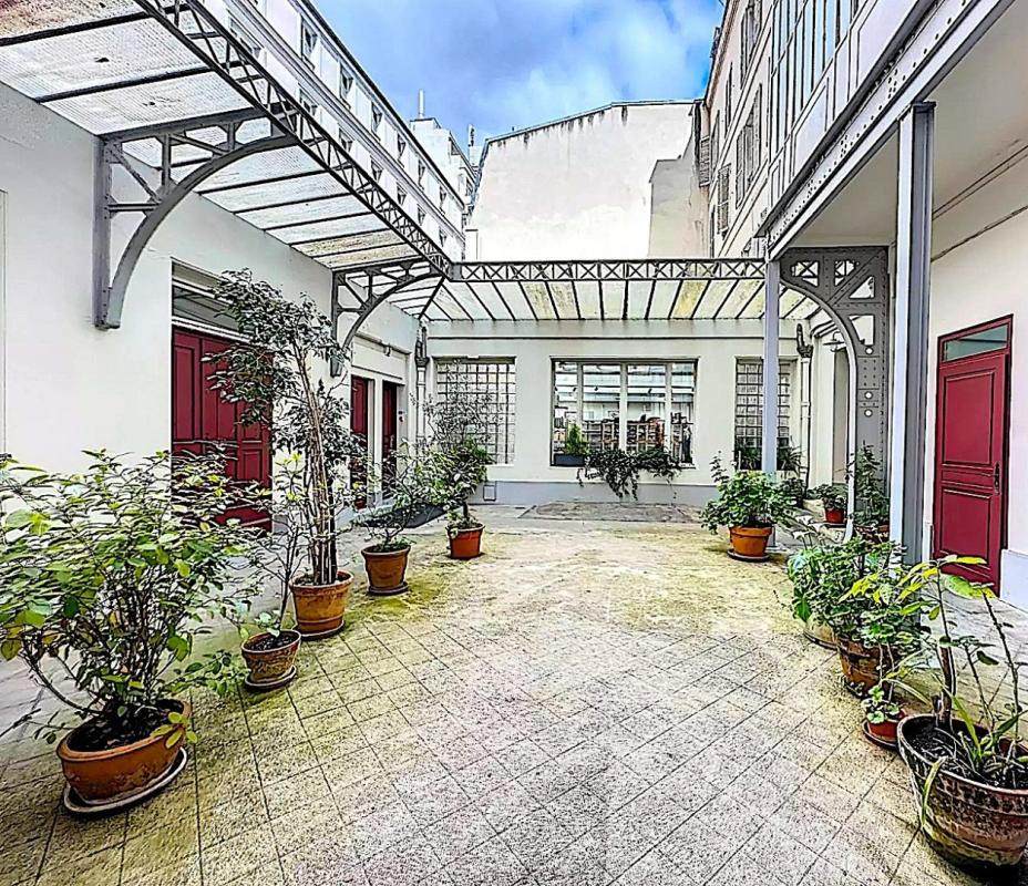 4 bedroom duplex/triplex in Paris 10eme Arrondissement, Paris, France