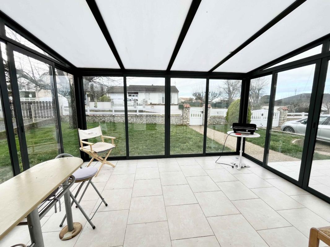 2 bedroom maison in L’isle Jourdain, Vienne, France