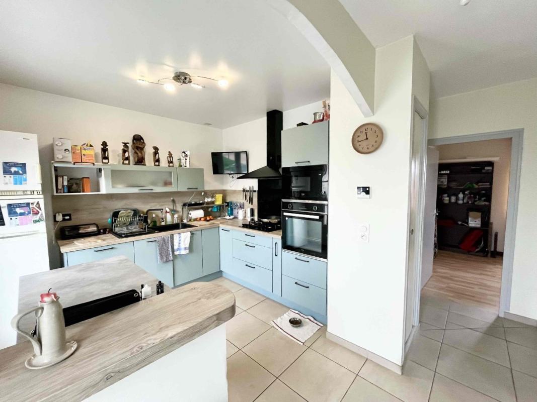 2 bedroom maison in L’isle Jourdain, Vienne, France