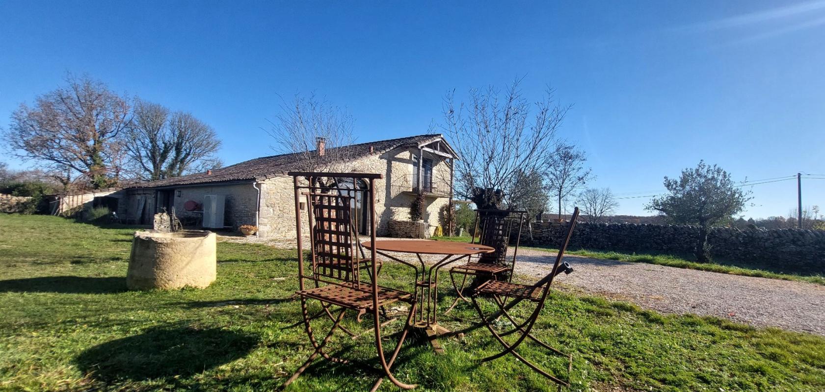 4 bedroom maison in Cremps, Lot, France