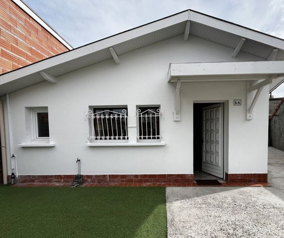 2 bedroom maison in Le Bouscat, Gironde, France