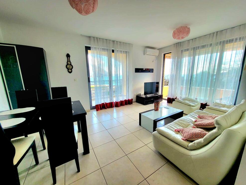 Exclusive in Sunset Bečići, Montenegro: Space, View and Security!