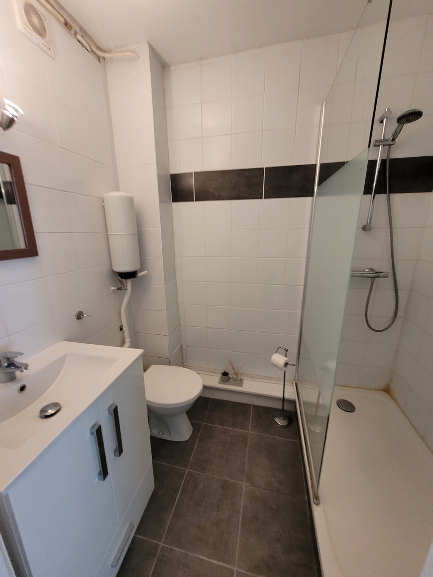 3 bedroom Apartment in Saint Genies De Fontedit, Herault, France – st125000ebe