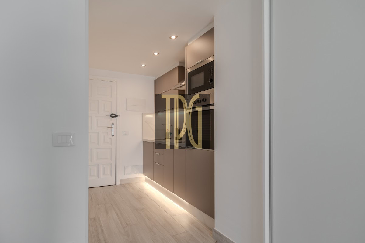 Studio Apartment for Sale in Los Cristianos – OPS1910R