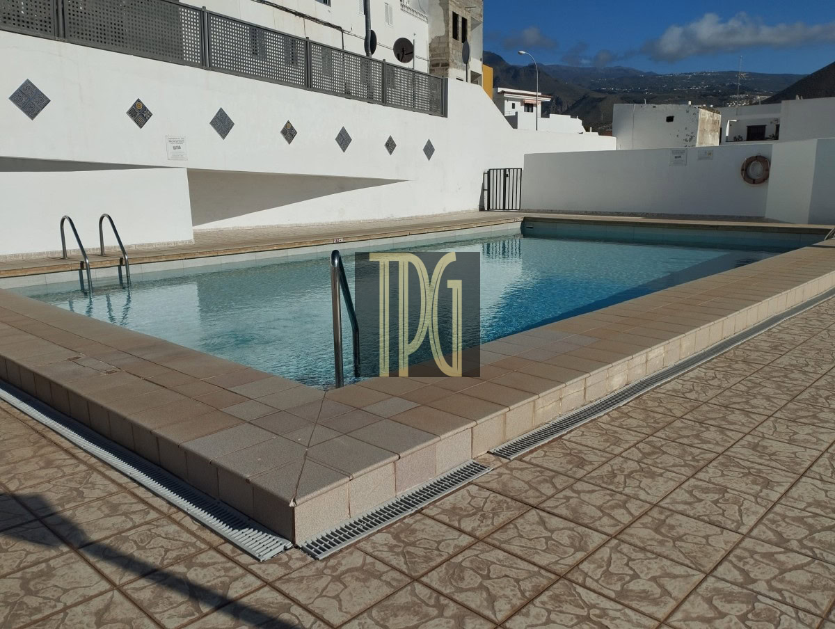 2 Bedroom Apartment for Sale in Los Cristianos – Cactus Complex – OPN1913R