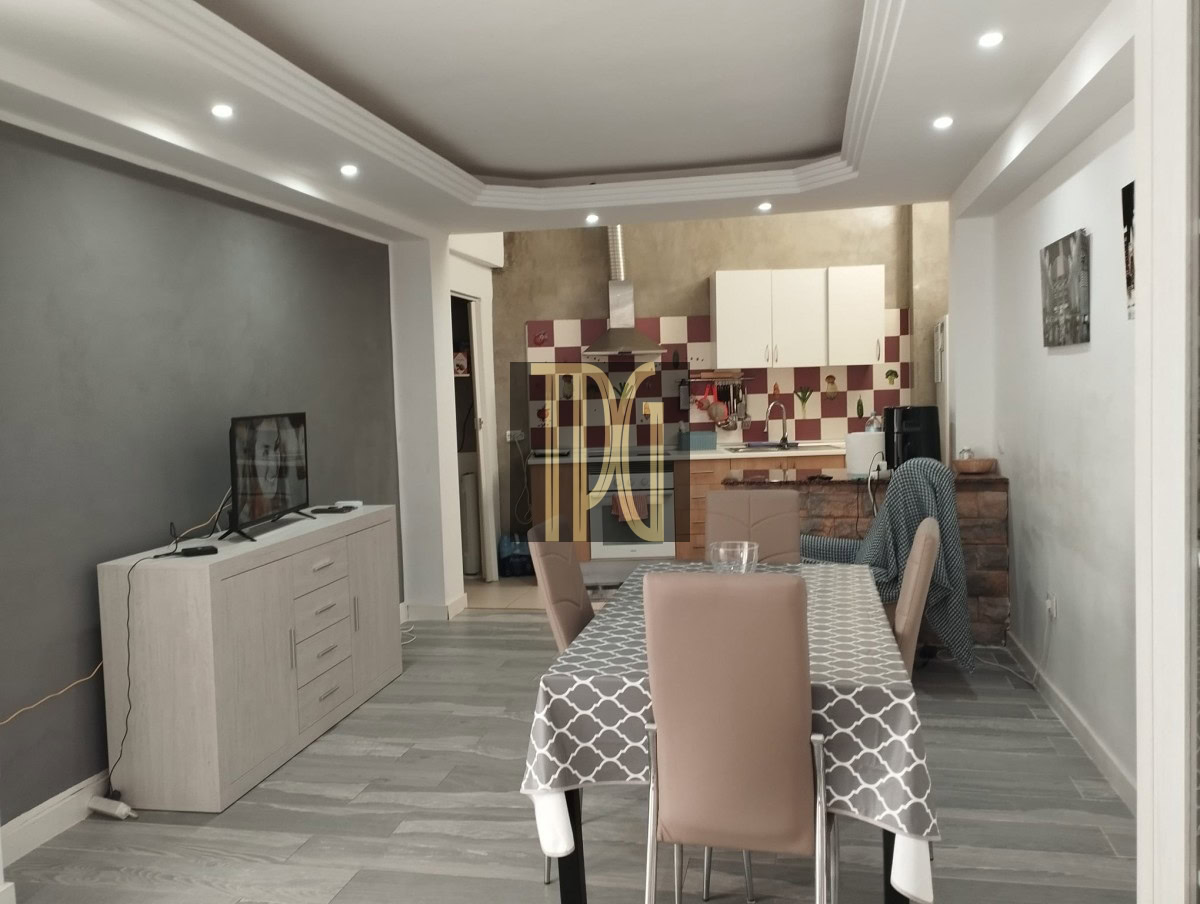 2 Bedroom Apartment for Sale in Los Cristianos – Cactus Complex – OPN1913R