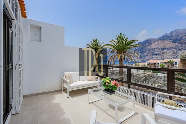 1 Bedroom Apartment for Sale in Los Gigantes – OPN1916R