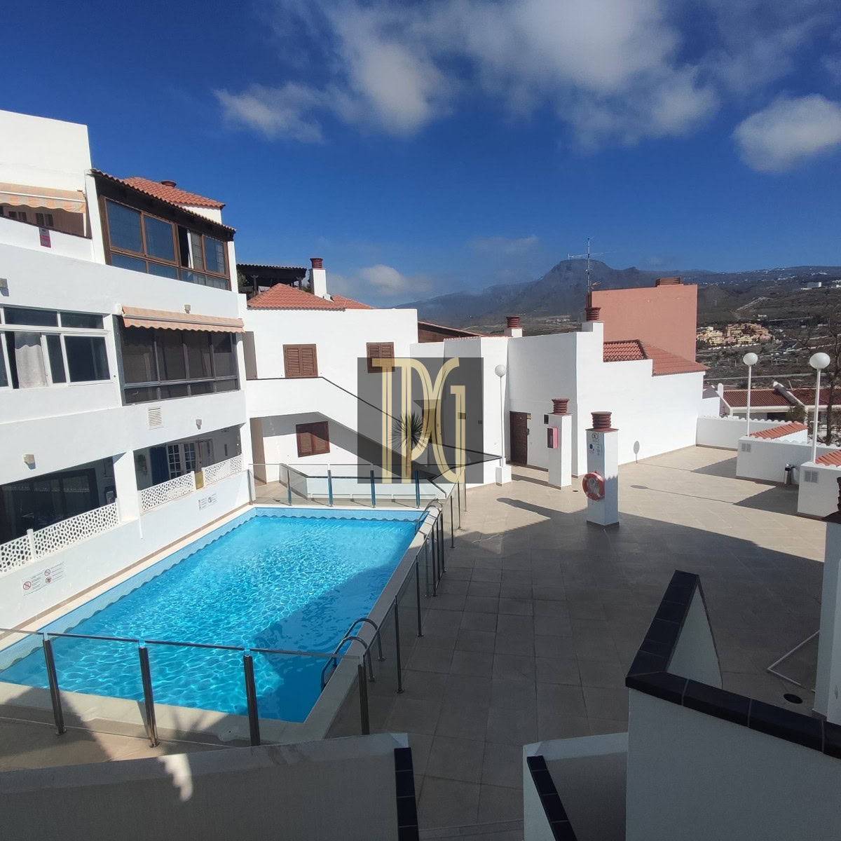 Stunning 1 Bedroom Apartment For Sale in Los Cristianos with Loft – OPN1917R