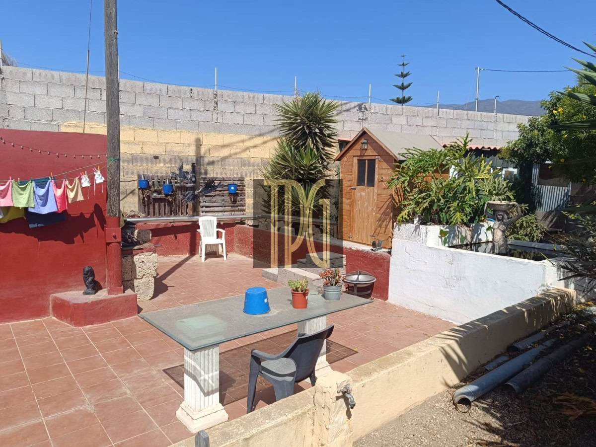 House with Land for Sale in Teguedite, Arico – OPN1918R