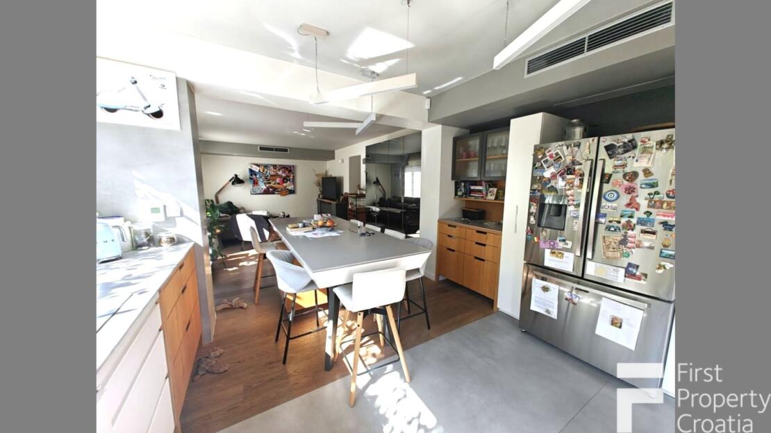 Property in Split, Croatia – ST1760