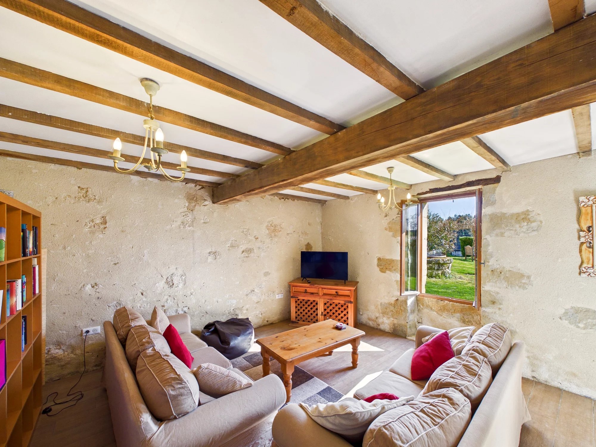 3 Bed farmhouse and 3 bed guest cottage with pool and barn in peaceful countryside, Aquitaine – France – BVI84508