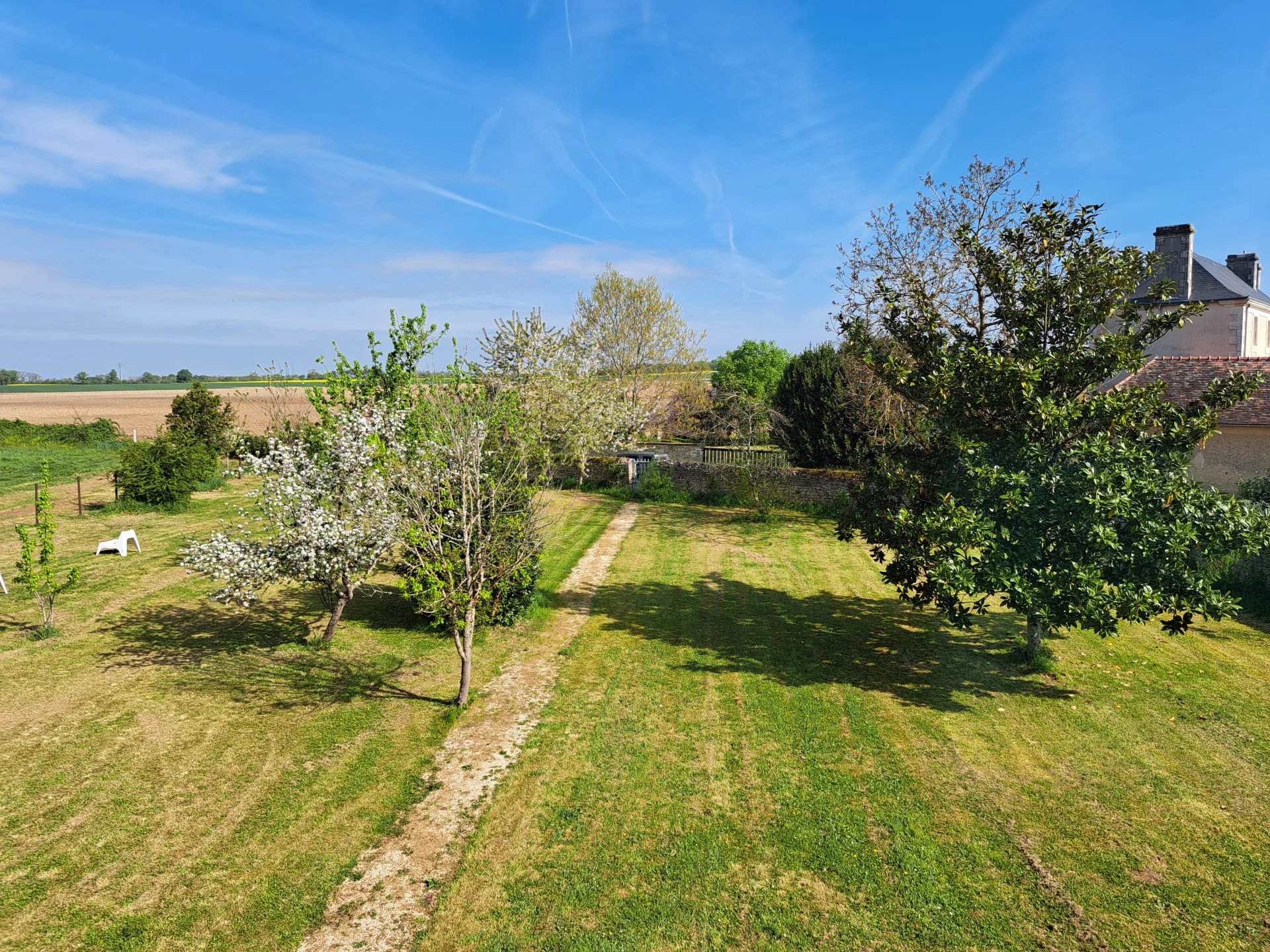 Gracious French Living, Poitou-Charentes – France – BVI74676