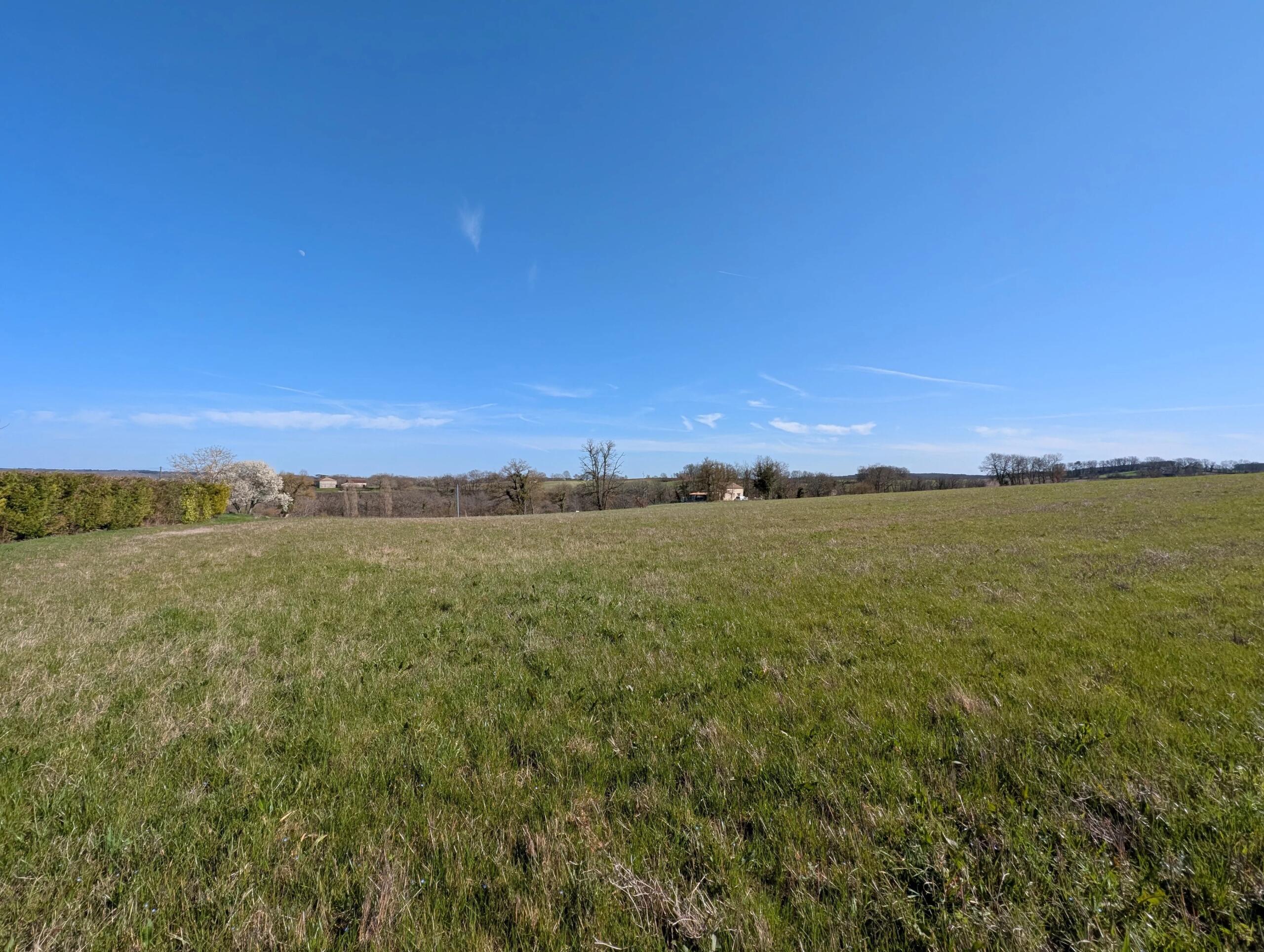 Lovely plot of land for up to 3 lots close to Monflanquin, Aquitaine – France – BVI84442