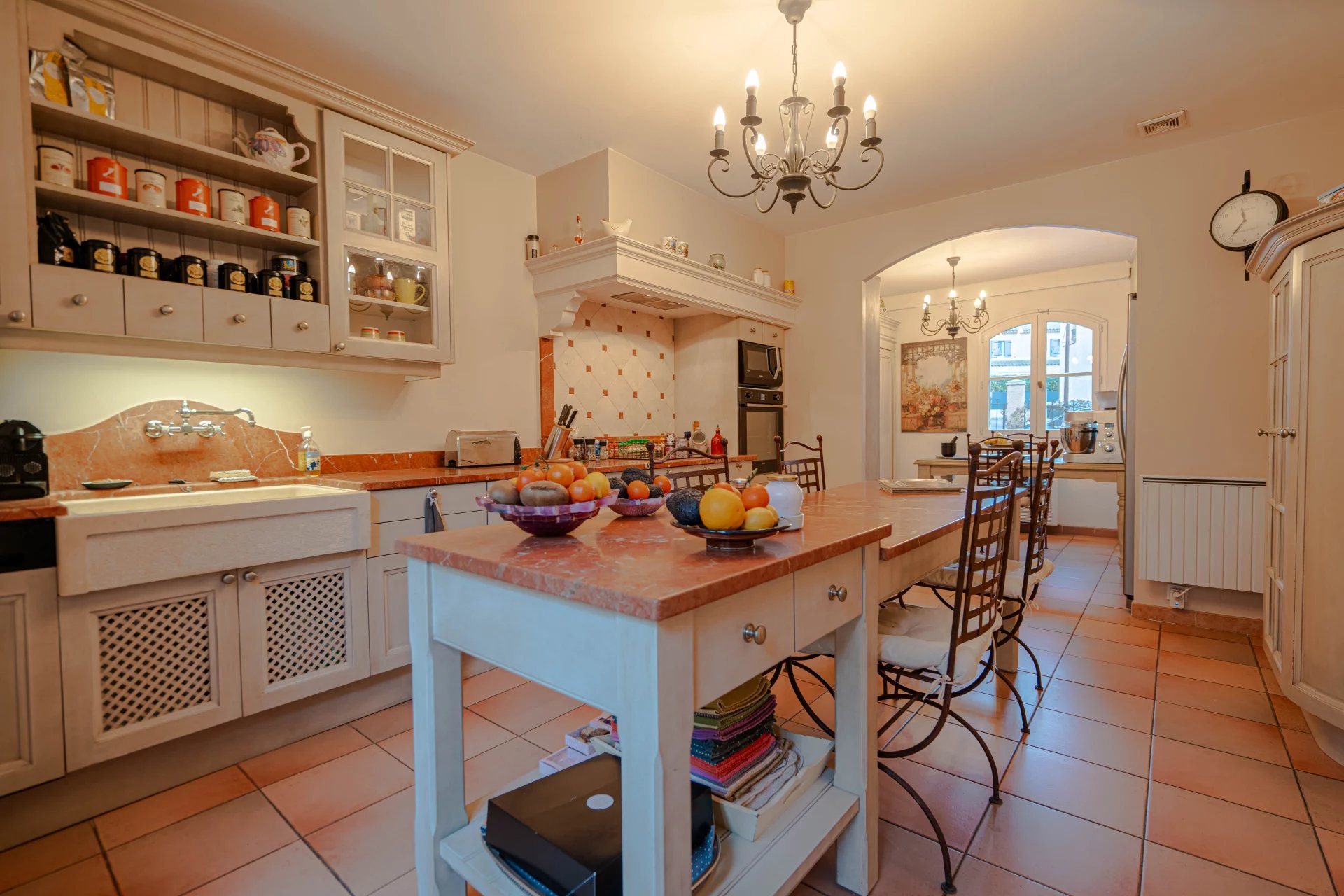 Aix-En-Provence – House – 6 Bedrooms – Pool, Provence-Alpes-Côte d’Azur – France – BVI78153