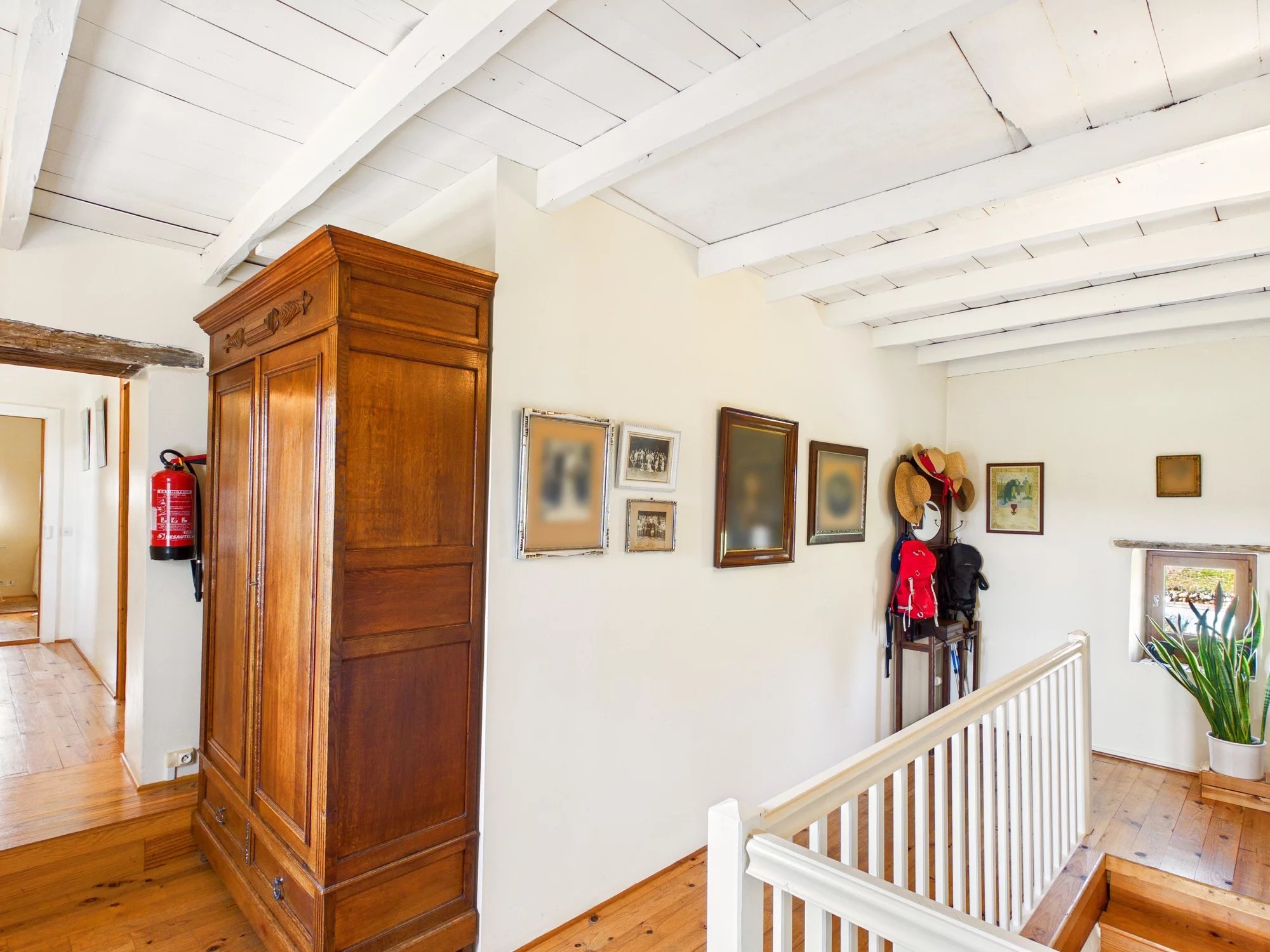 Character House with Pool near Castelnau-De- Montmiral, Midi-Pyrénées – France – BVI84250