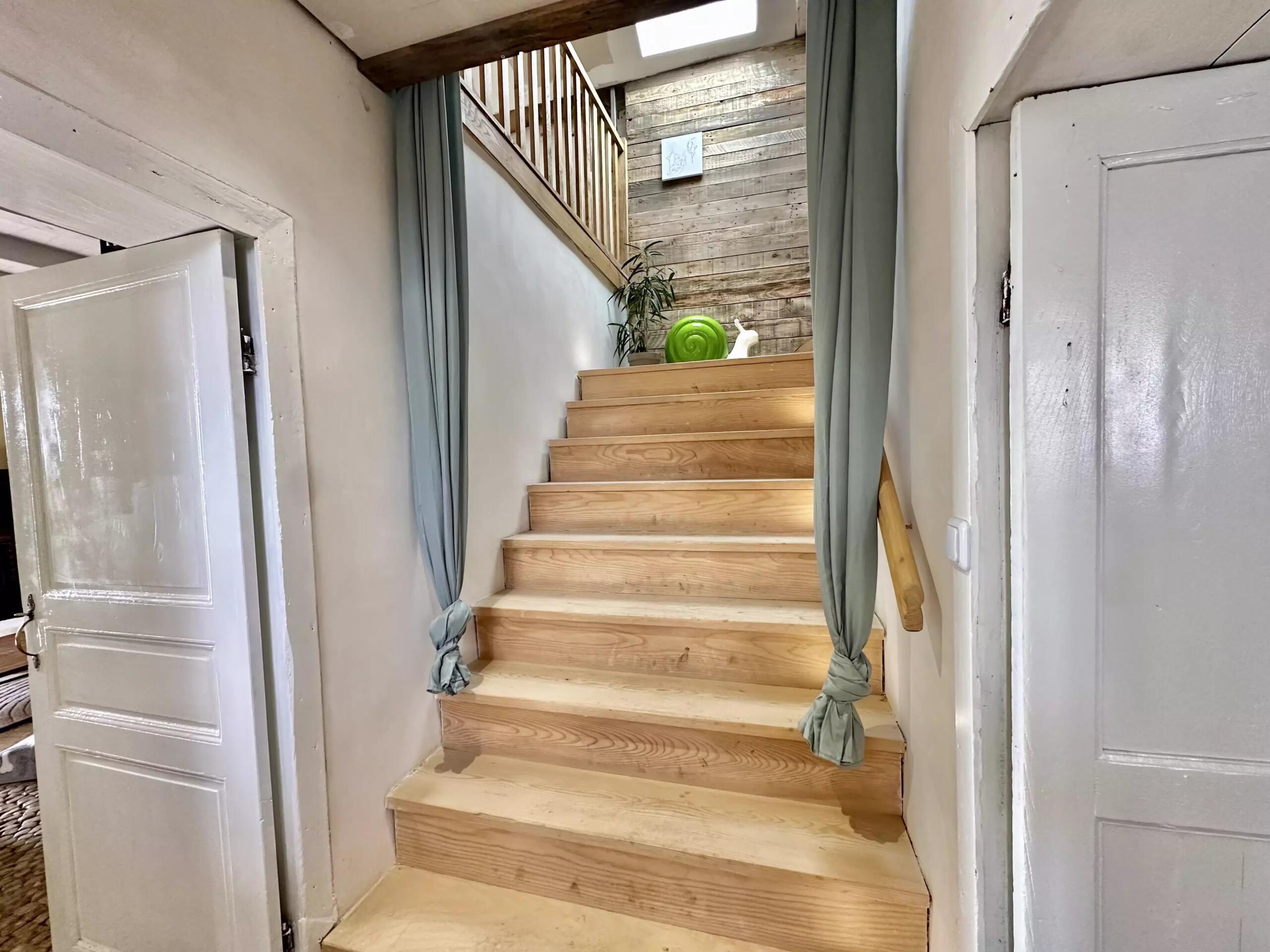 Beautifully renovated home in Saint-Claud, Poitou-Charentes – France – BVI84422