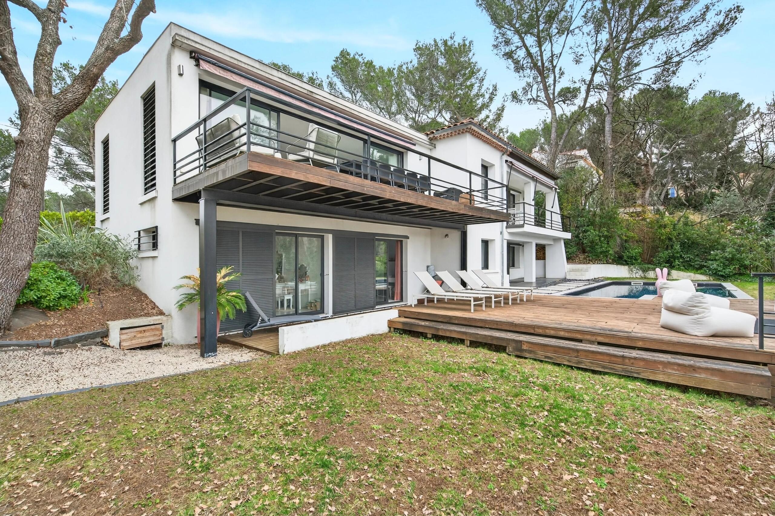 Contemporary Property, Provence-Alpes-Côte d’Azur – France – BVI84602