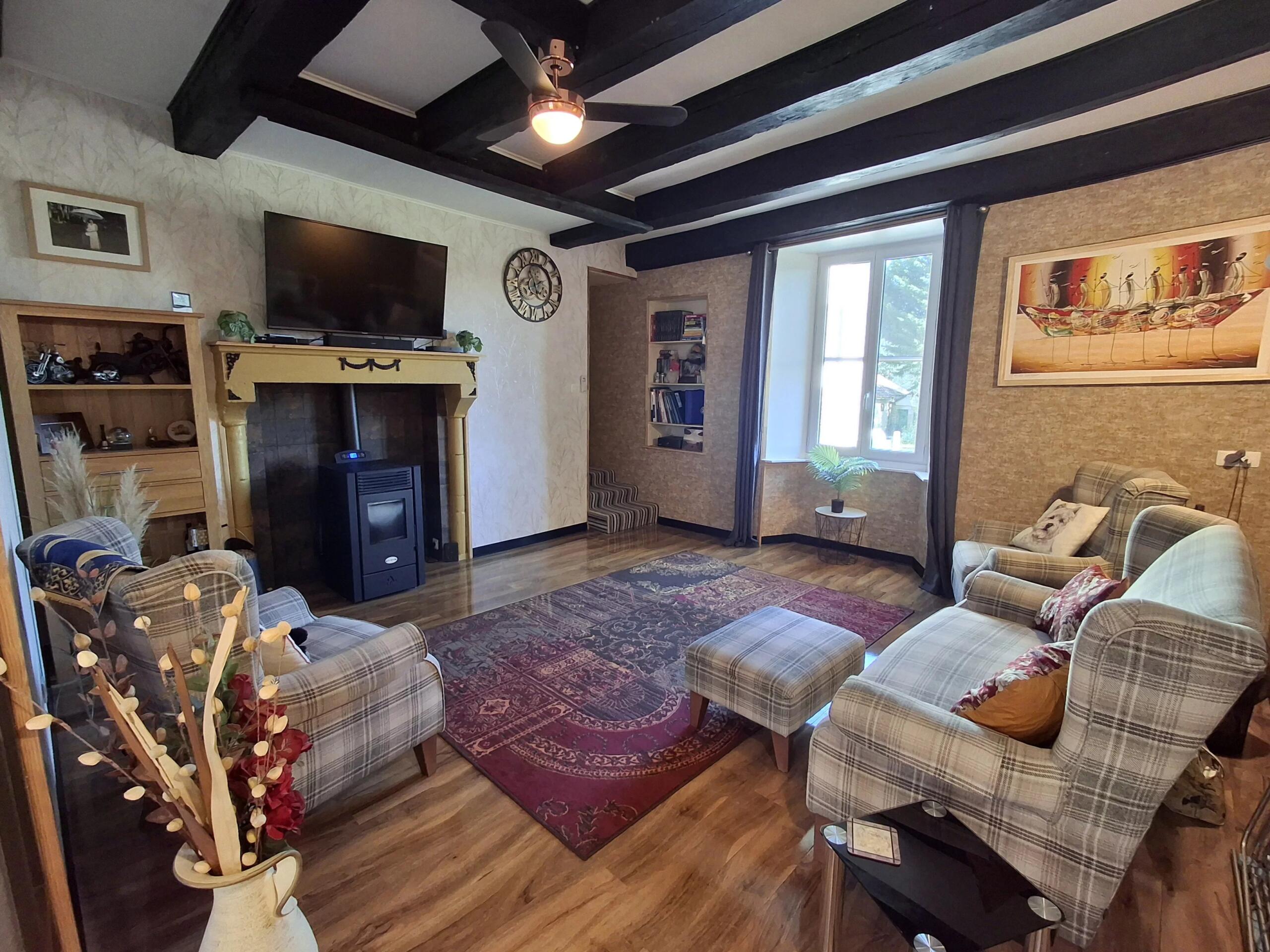 Characterful, pretty, energy efficient house in heart of village, Poitou-Charentes – France – BVI84719