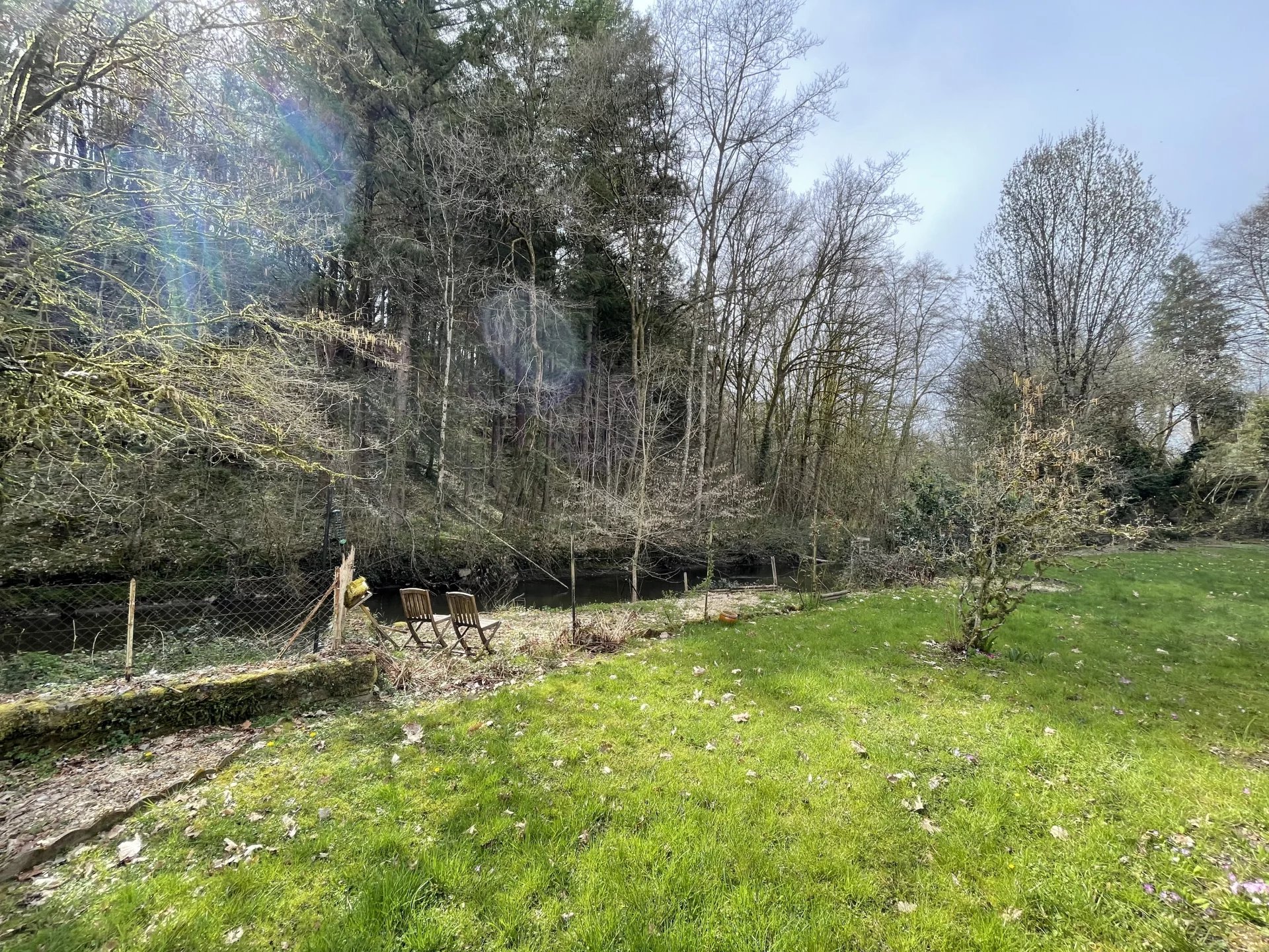 Charming riverside cottage in historic village, Limousin – France – BVI73790