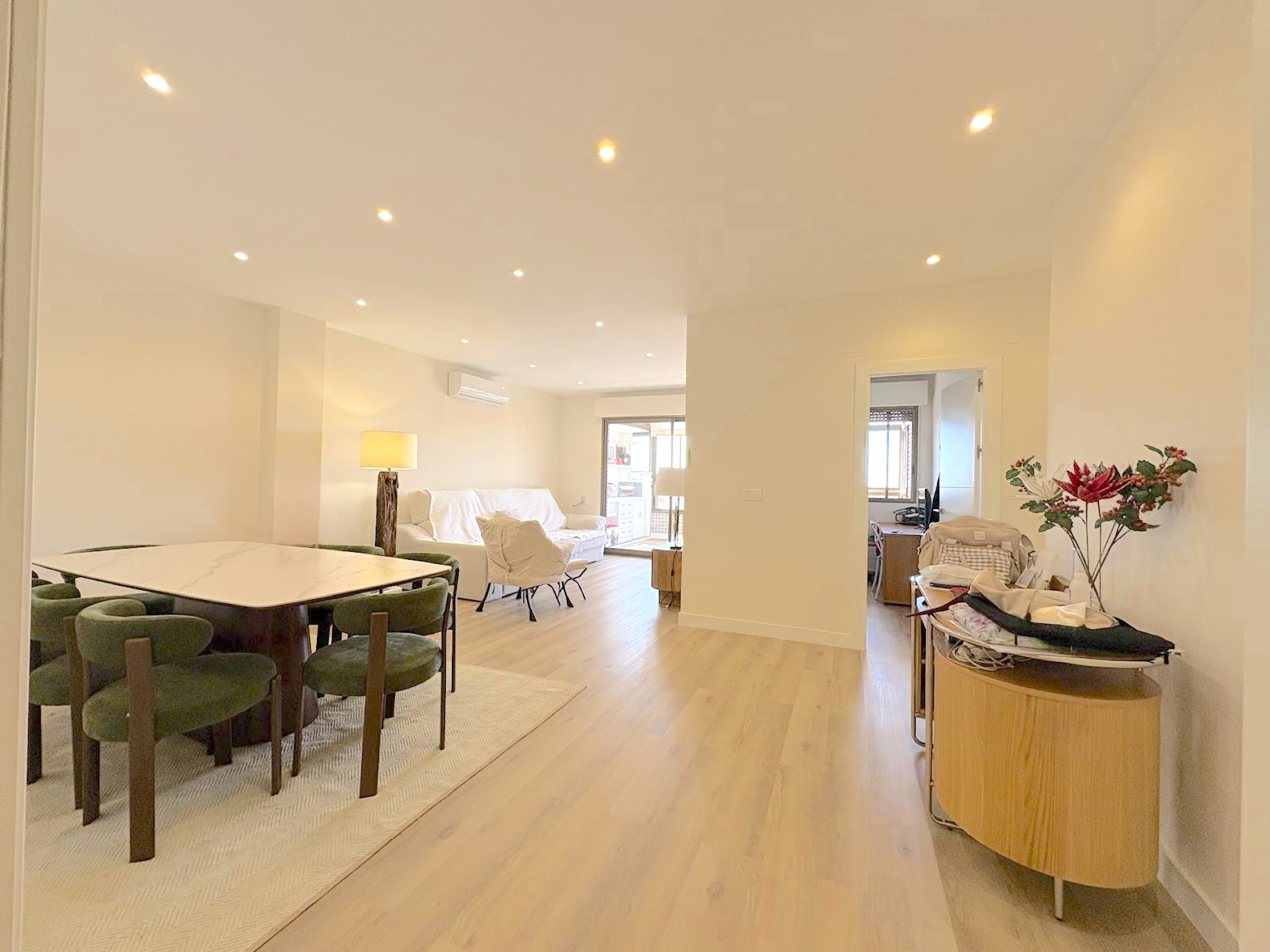 3 bedroom Apartment in Malaga, Spain – 428-05265P