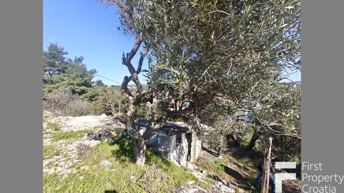 Building plots on Brač island, Croatia – BR1763