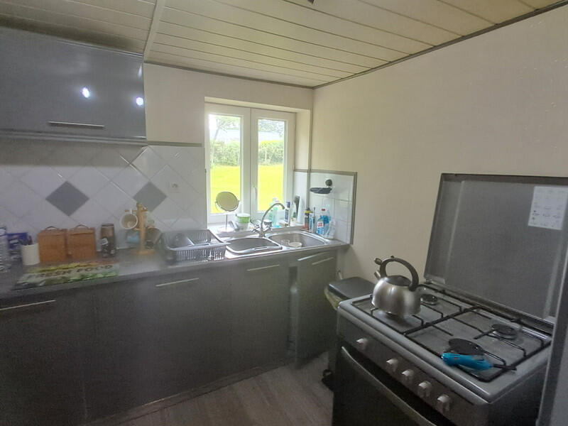 Charming country house with land and outbuildings, ideal for a young couple seeking peace and space