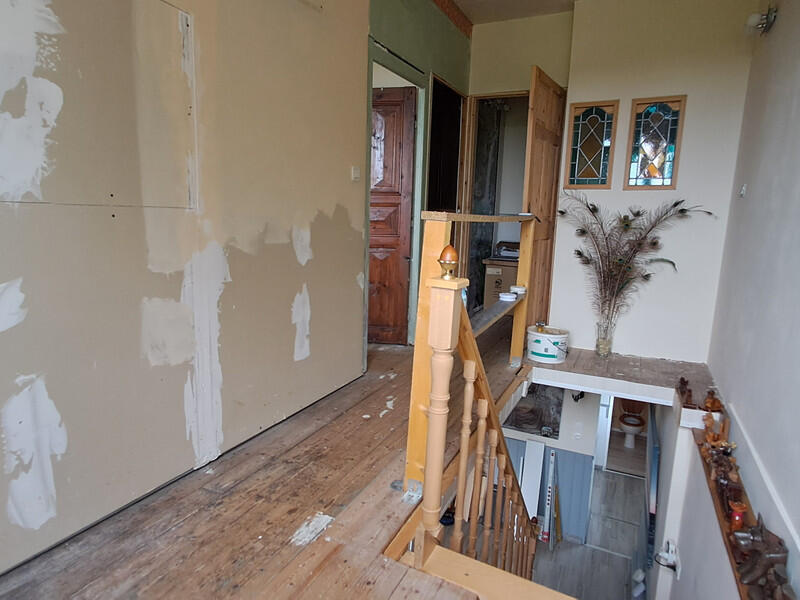 Charming country house with land and outbuildings, ideal for a young couple seeking peace and space