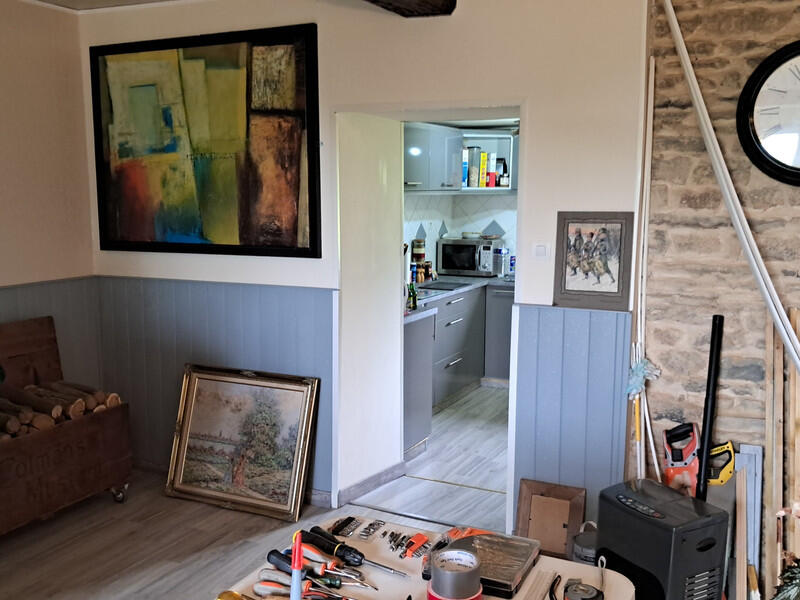 Charming country house with land and outbuildings, ideal for a young couple seeking peace and space