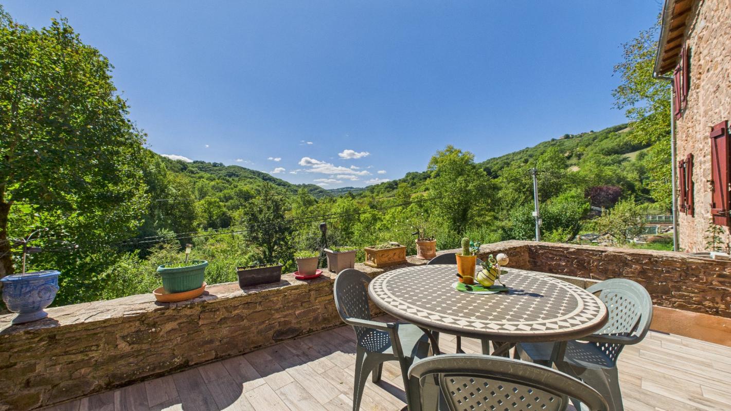 5 bedroom maison in Broquies, Aveyron, France