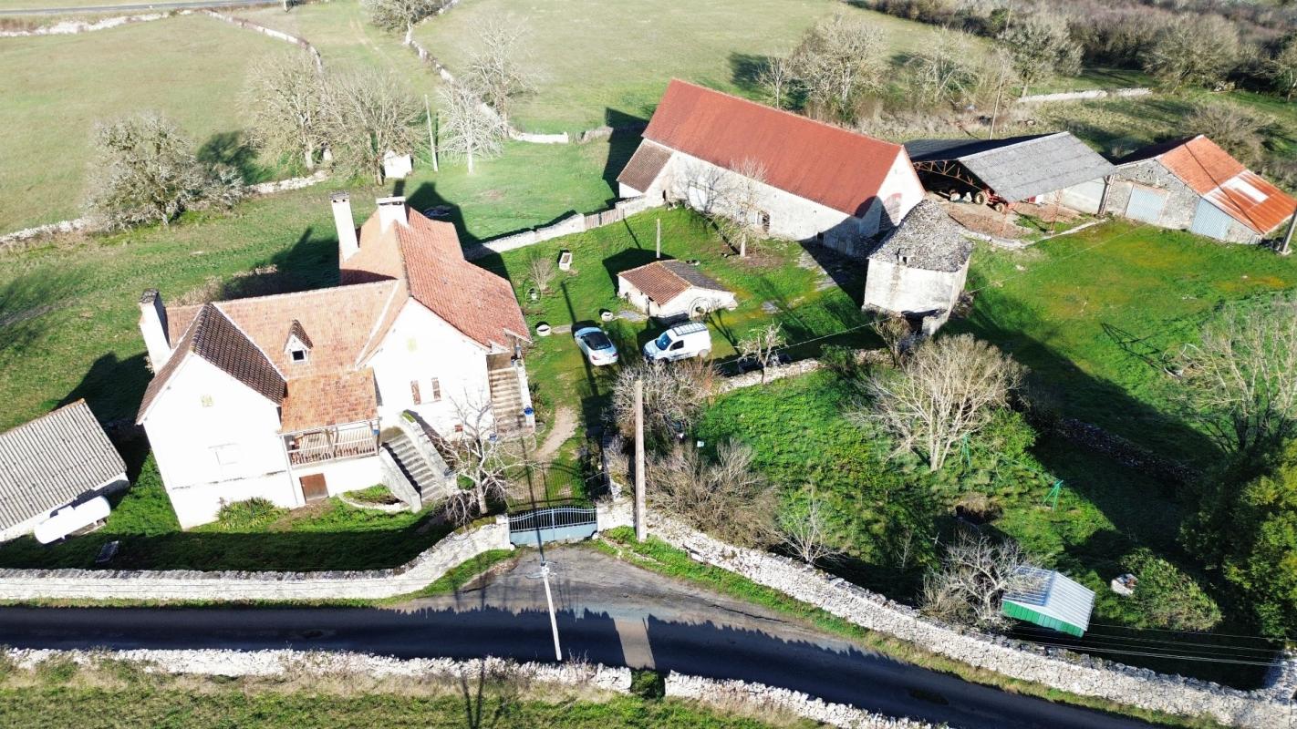 2 bedroom corps de ferme in Livernon, Lot, France