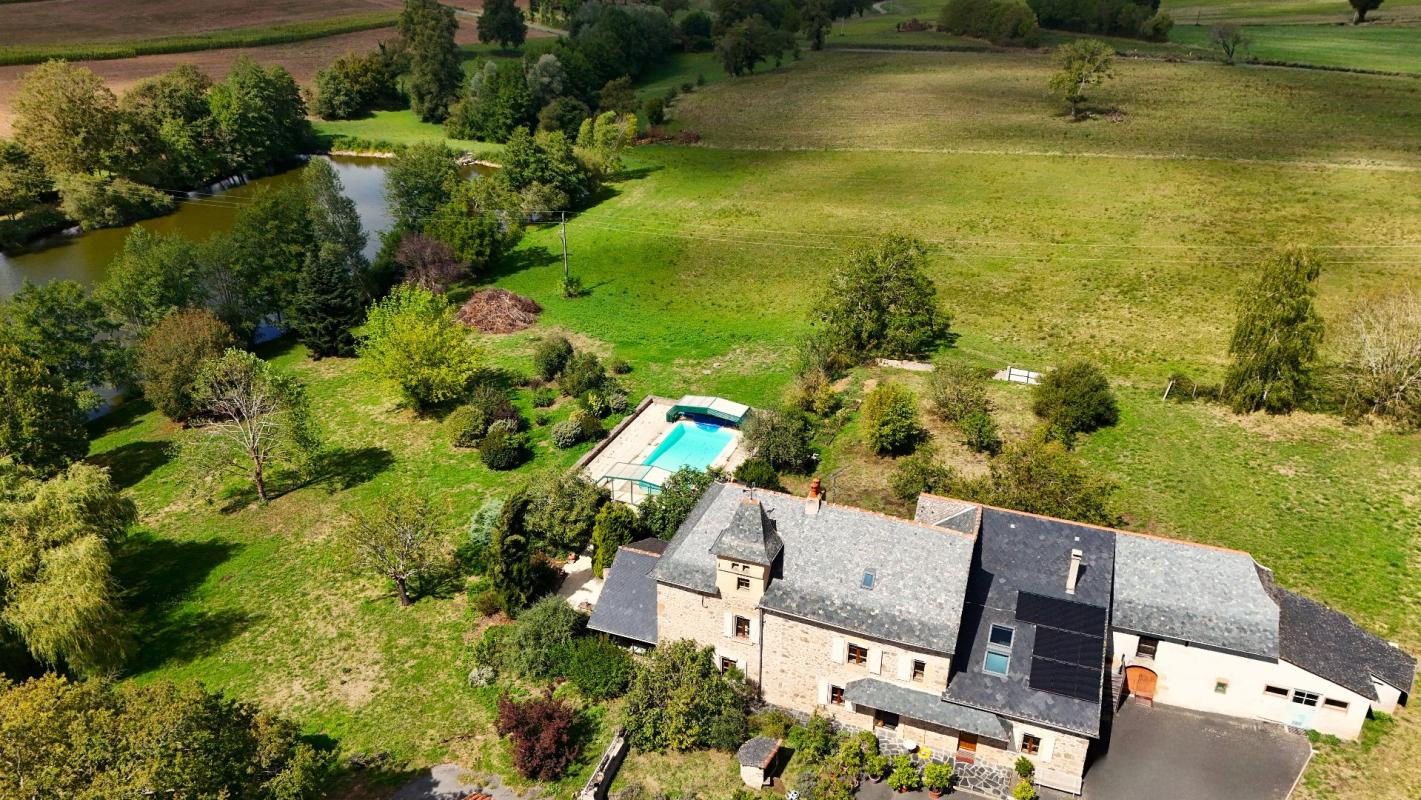3 bedroom corps de ferme in Montbazens, Aveyron, France