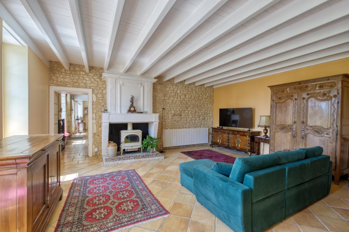 4 bedroom maison de campagne in Mirambeau, Charente-Maritime, France