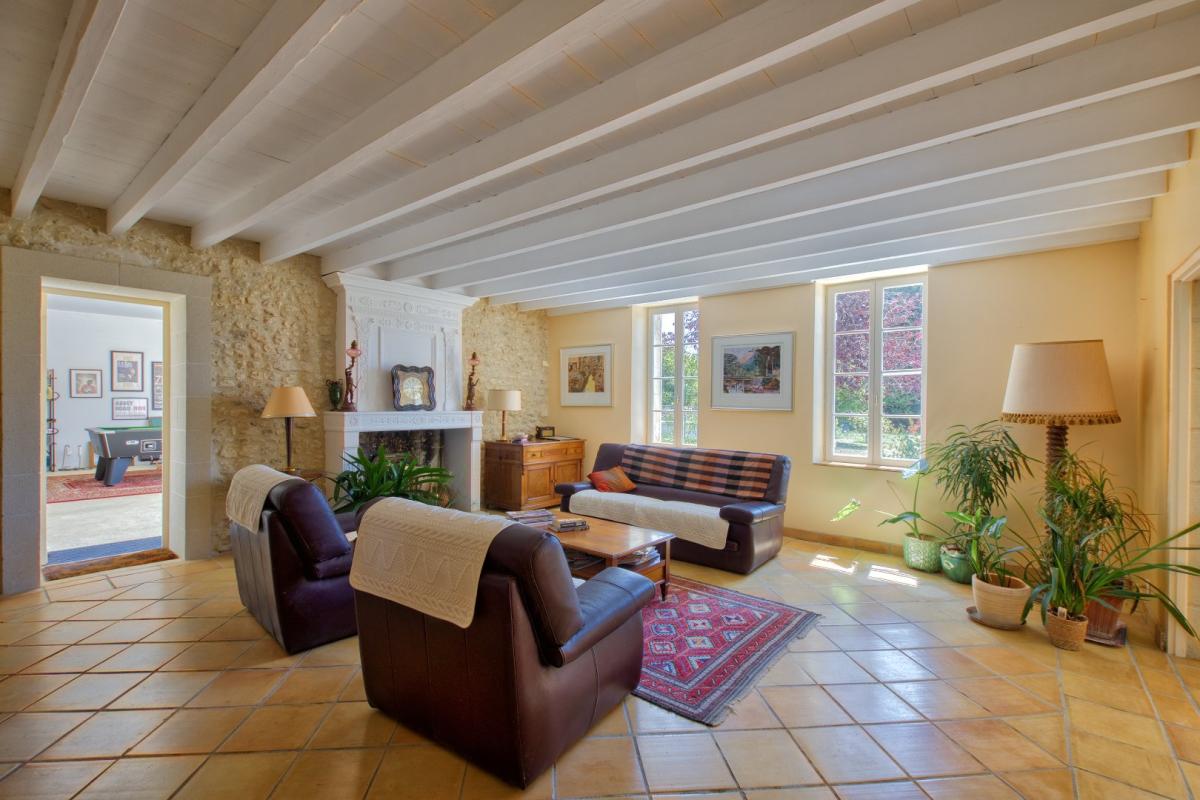 4 bedroom maison de campagne in Mirambeau, Charente-Maritime, France