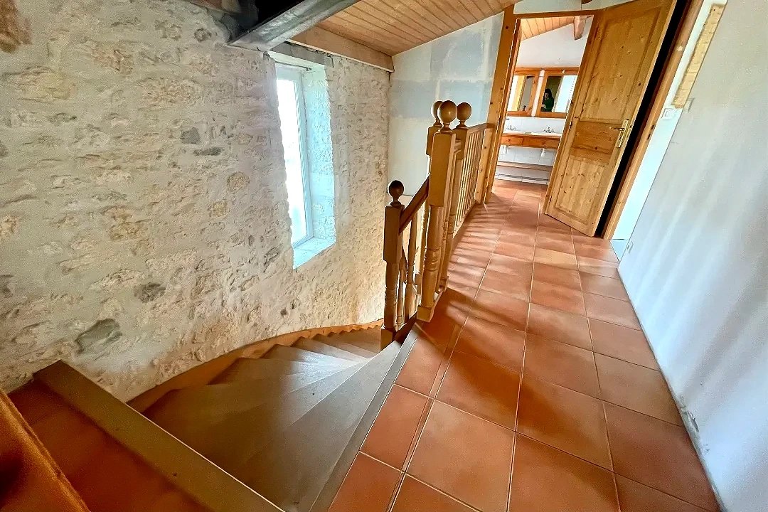 6 bedroom longere in La Tremblade, Charente-Maritime, France