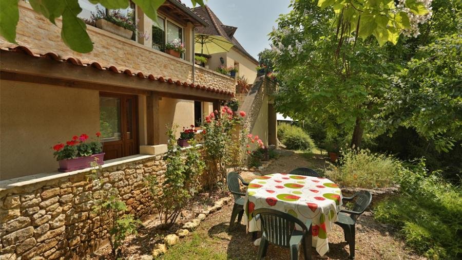 5 bedroom maison in Le Buisson De Cadouin, Dordogne, France