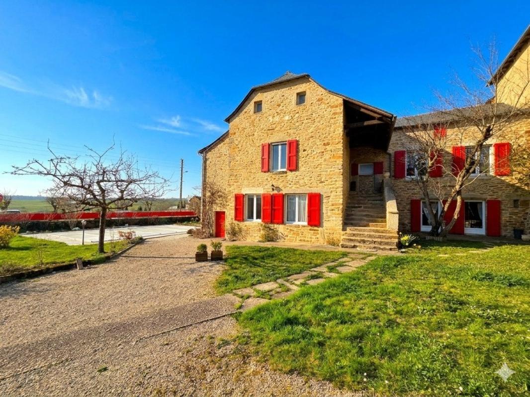 6 bedroom maison in Sauveterre-de-rouergue, Aveyron, France