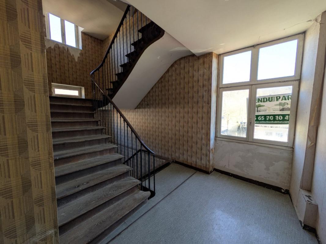 immeuble in Cransac, Aveyron, France