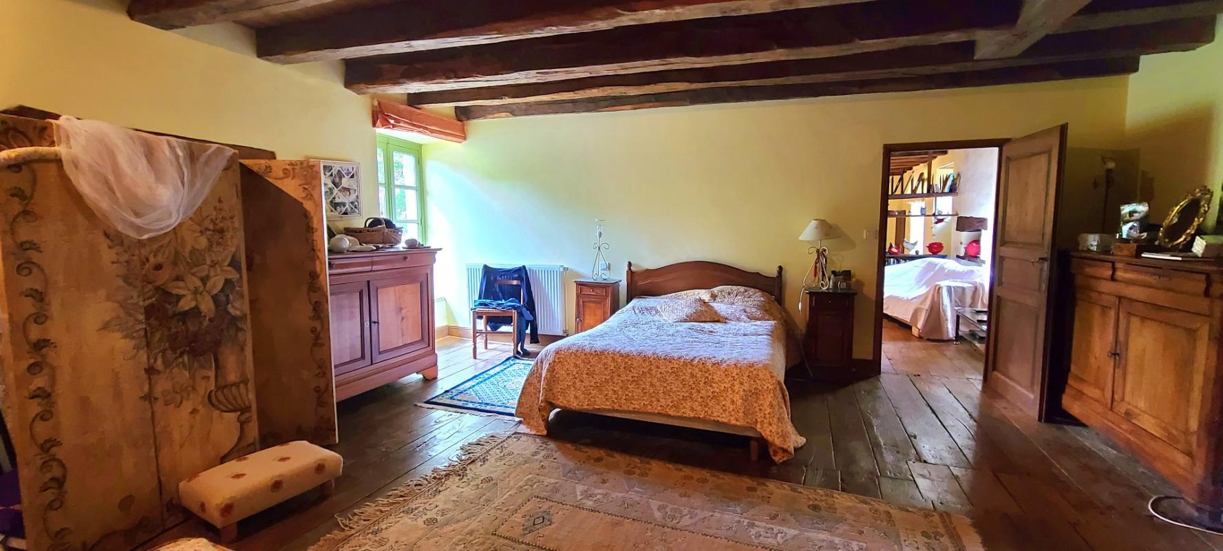 4 bedroom maison in Saint Yrieix La Perche, Haute-Vienne, France