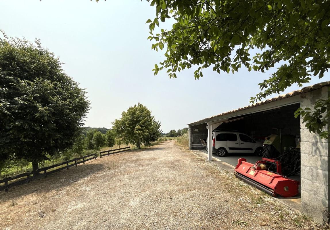 4 bedroom maison in Mirambeau, Charente-Maritime, France