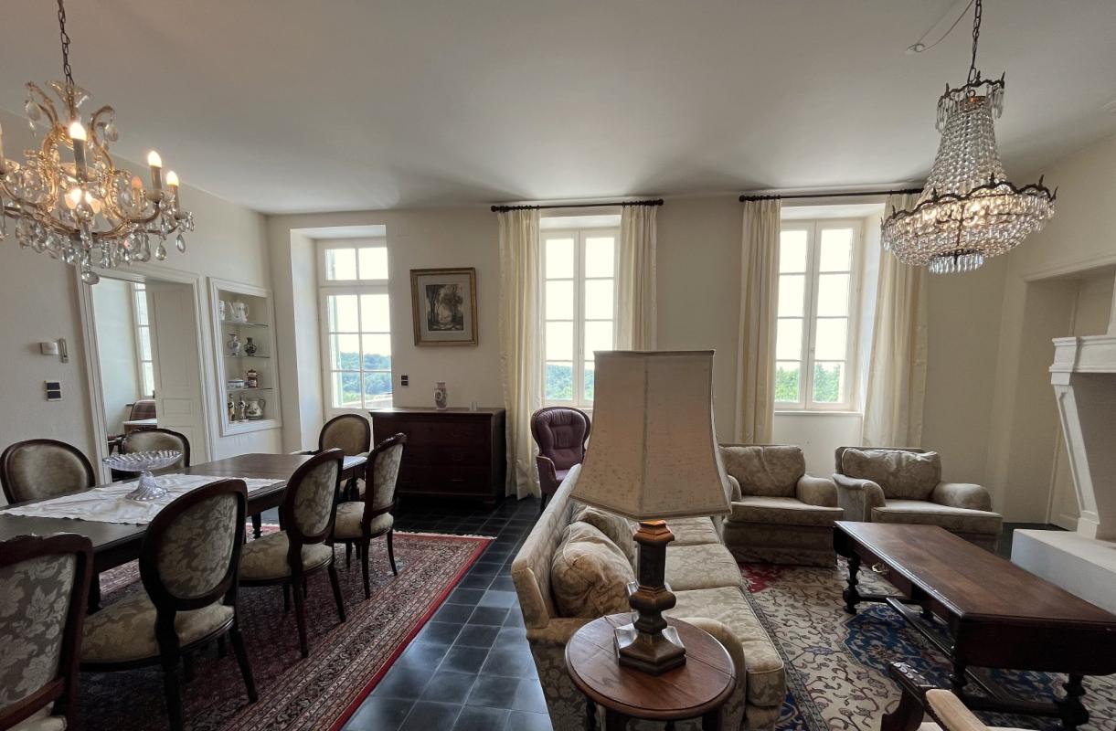 4 bedroom maison in Mirambeau, Charente-Maritime, France