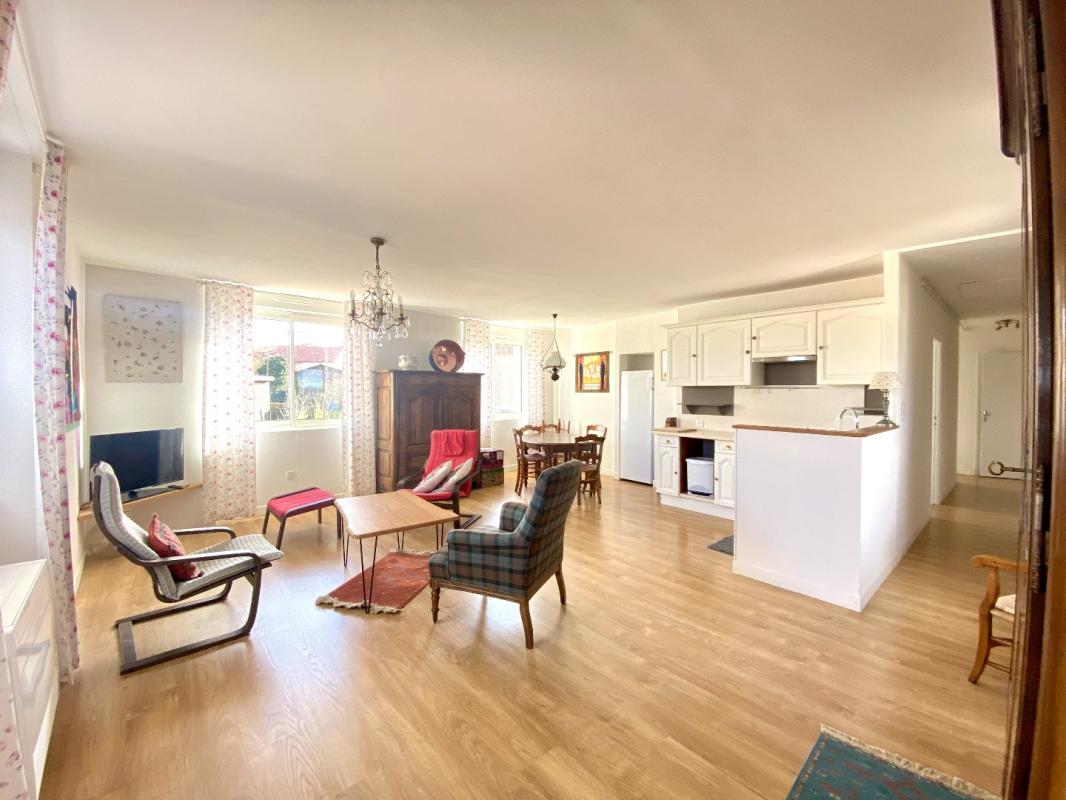 4 bedroom maison in La Cavalerie, Aveyron, France