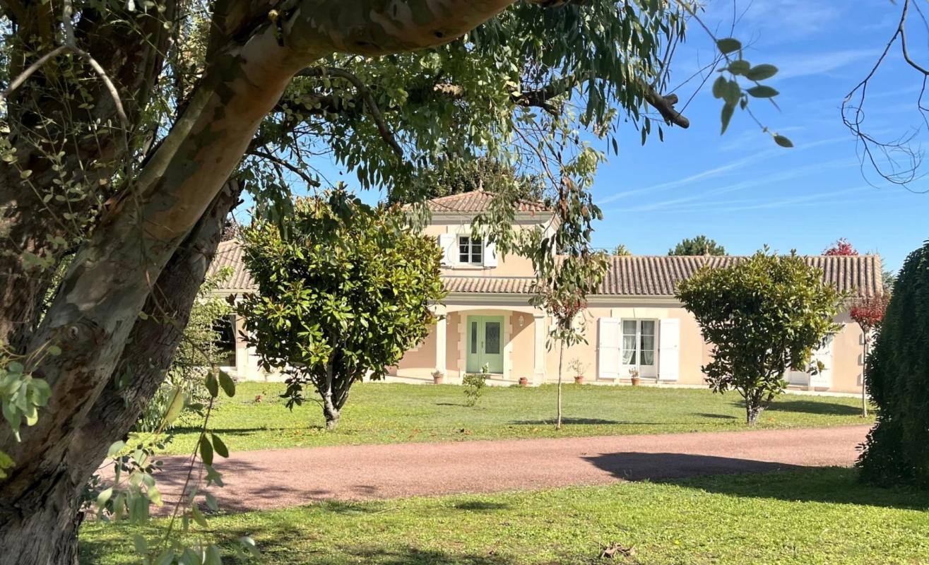 4 bedroom villa in Becheresse, Charente, France