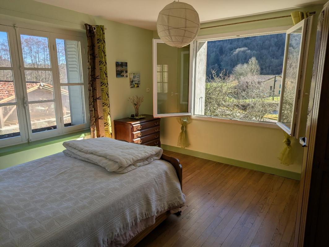 5 bedroom bastide in Nescus, Ariège, France